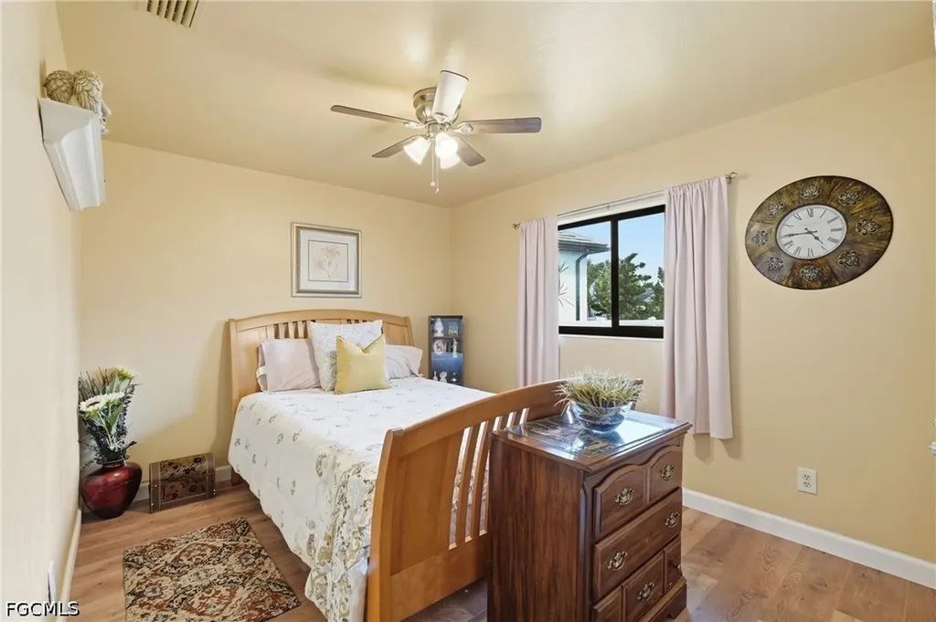 2501 SW 52nd Terrace Cape Coral FL 33914