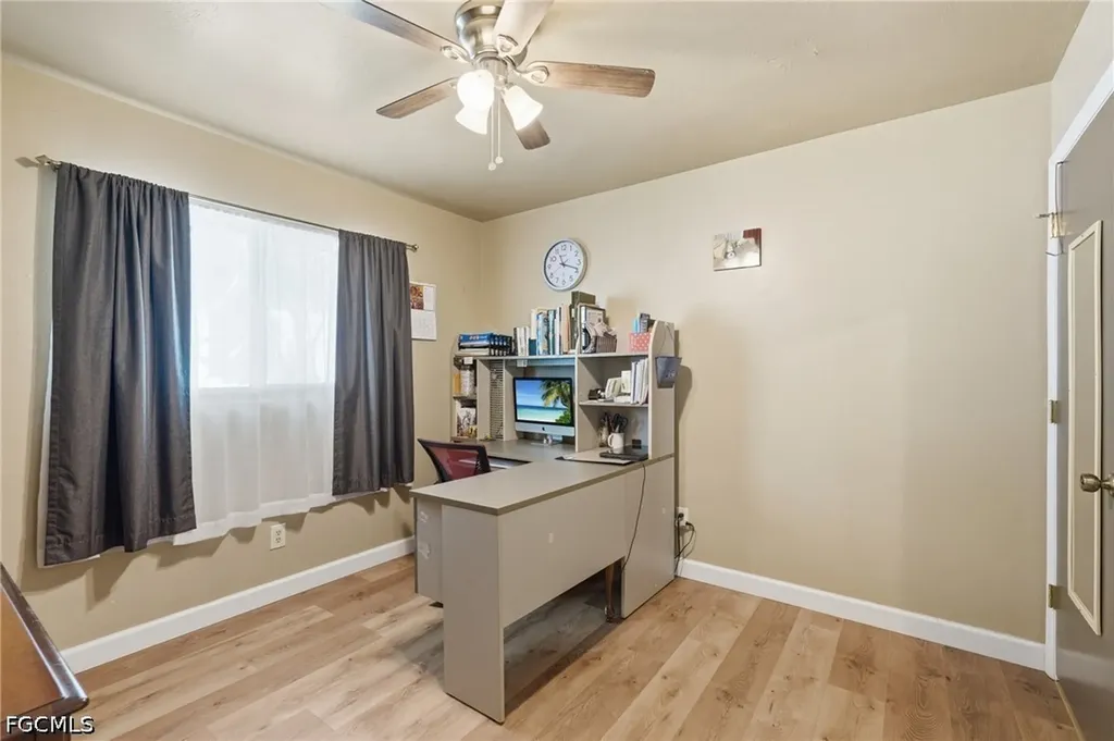 2501 SW 52nd Terrace Cape Coral FL 33914