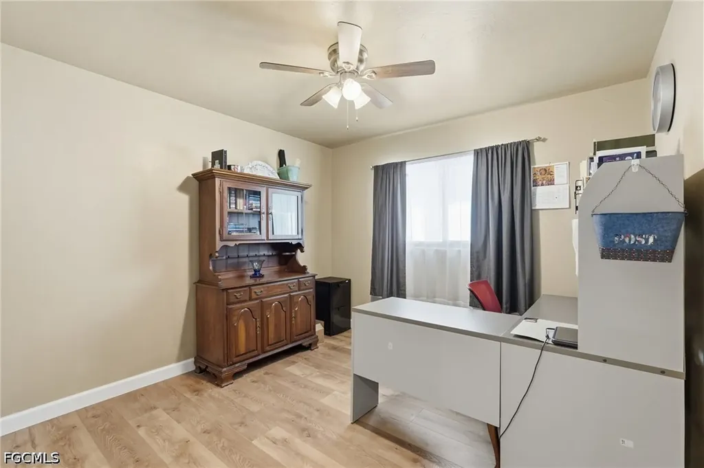 2501 SW 52nd Terrace Cape Coral FL 33914