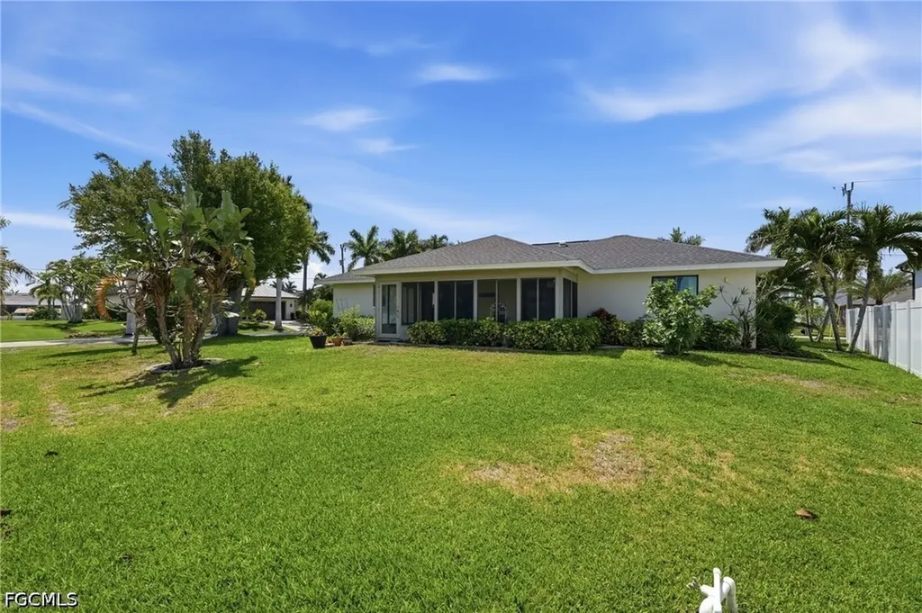 2501 SW 52nd Terrace Cape Coral FL 33914