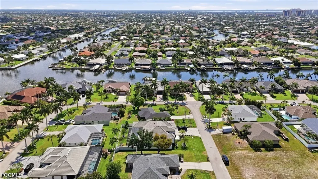 2501 SW 52nd Terrace Cape Coral FL 33914