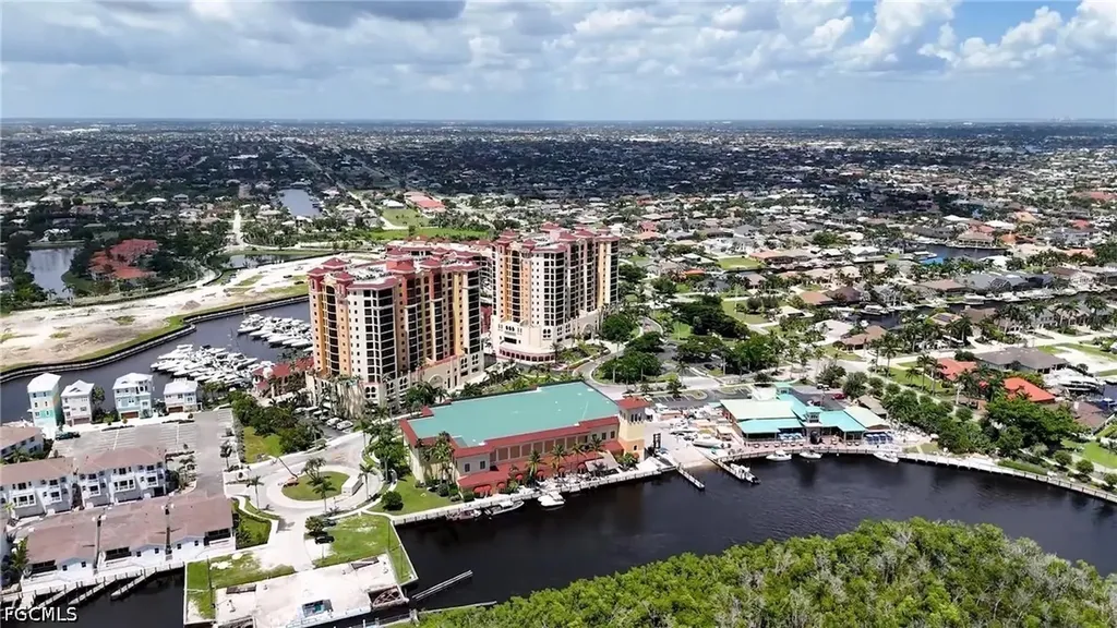 2501 SW 52nd Terrace Cape Coral FL 33914