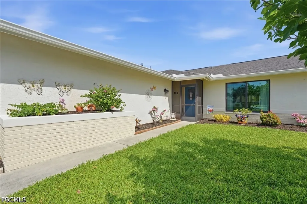 2501 SW 52nd Terrace Cape Coral FL 33914