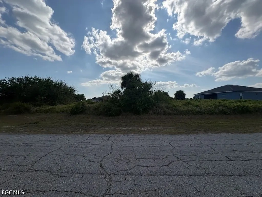 7031 Calder Circle Labelle FL 33935