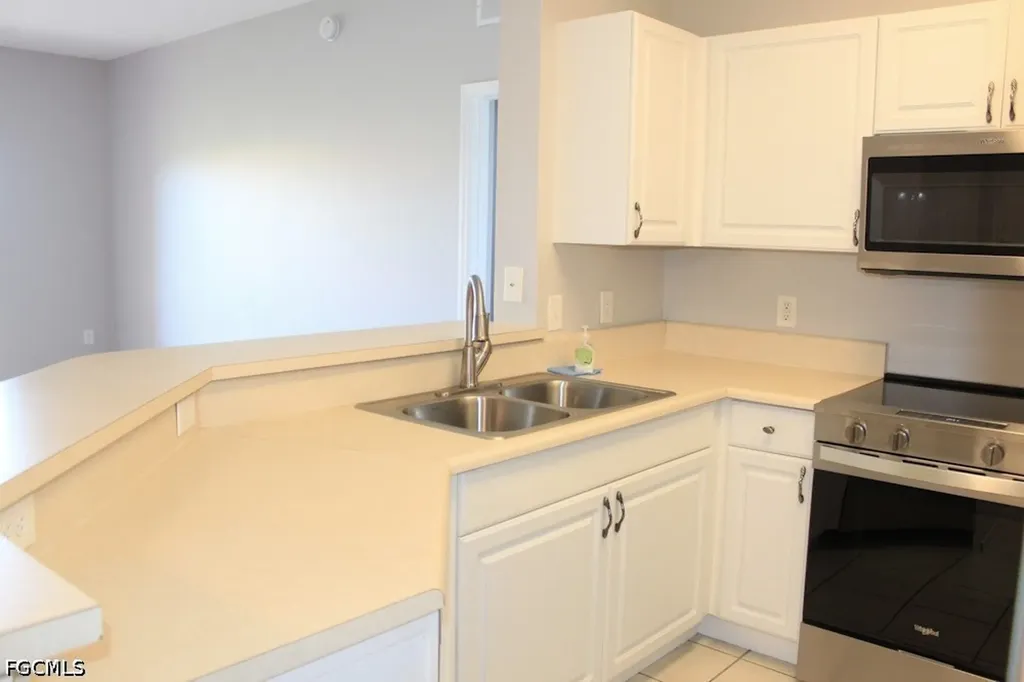 15605 Ocean Walk Circle Fort Myers FL 33908