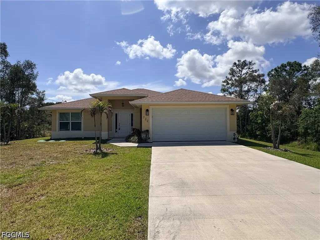 722 La Plata Avenue Lehigh Acres FL 33974