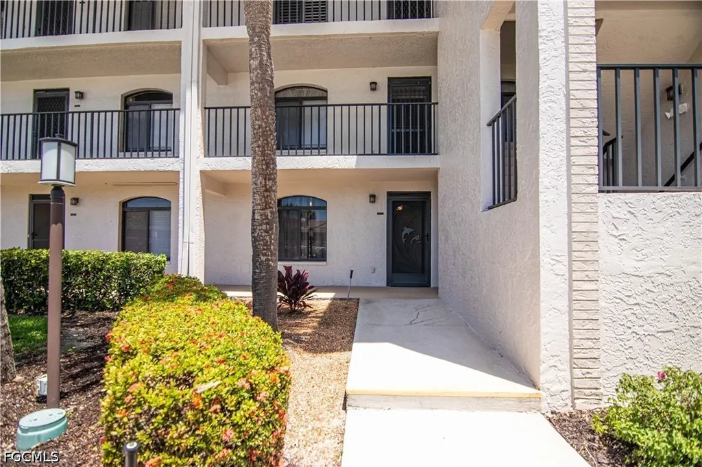 12191 Kelly Sands Way Fort Myers FL 33908