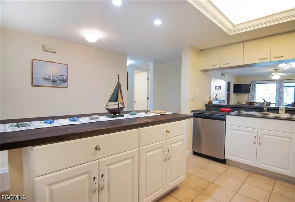 12191 Kelly Sands Way Fort Myers FL 33908