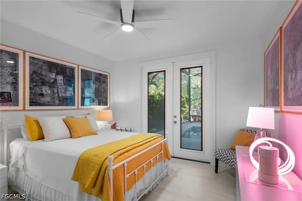 5700 Waxmyrtle Way Naples FL 34109