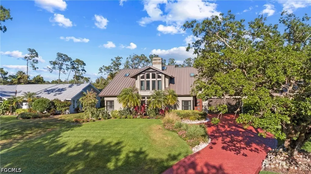 5700 Waxmyrtle Way Naples FL 34109