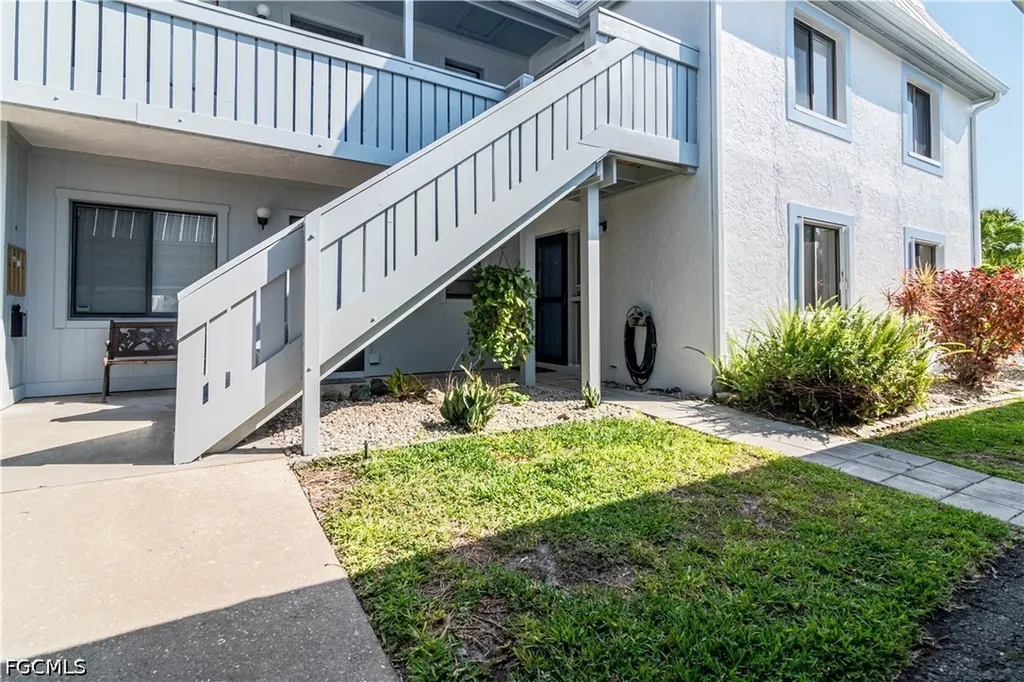 3914 Orange Grove Boulevard North Fort Myers FL 33903