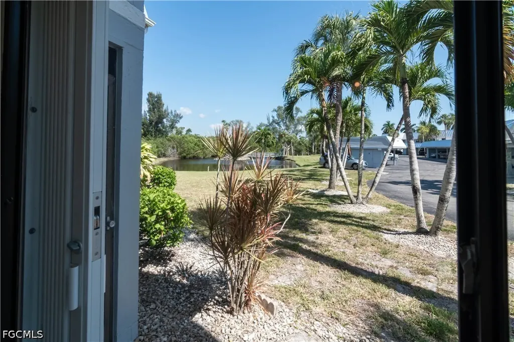 3914 Orange Grove Boulevard North Fort Myers FL 33903