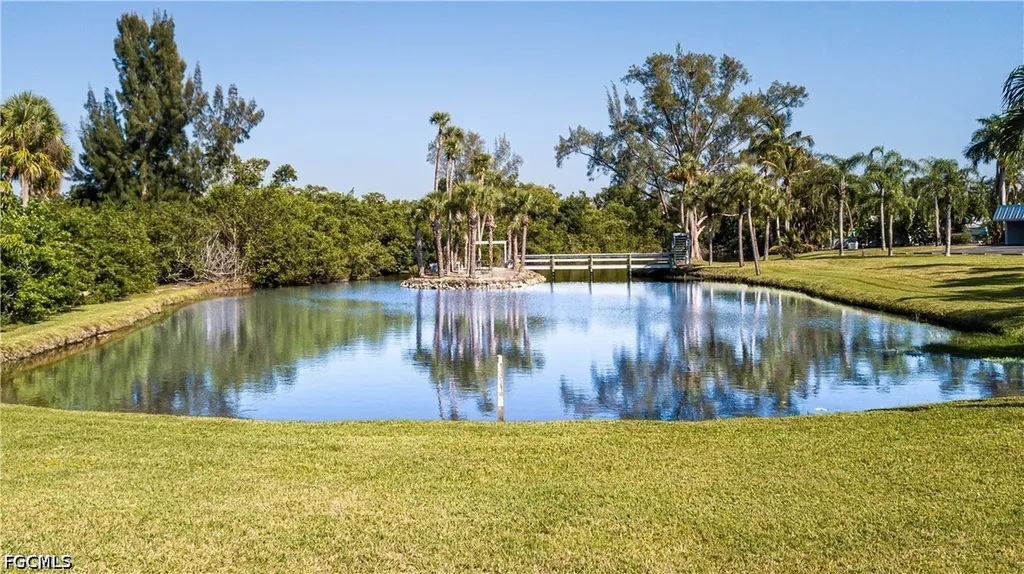 3914 Orange Grove Boulevard North Fort Myers FL 33903