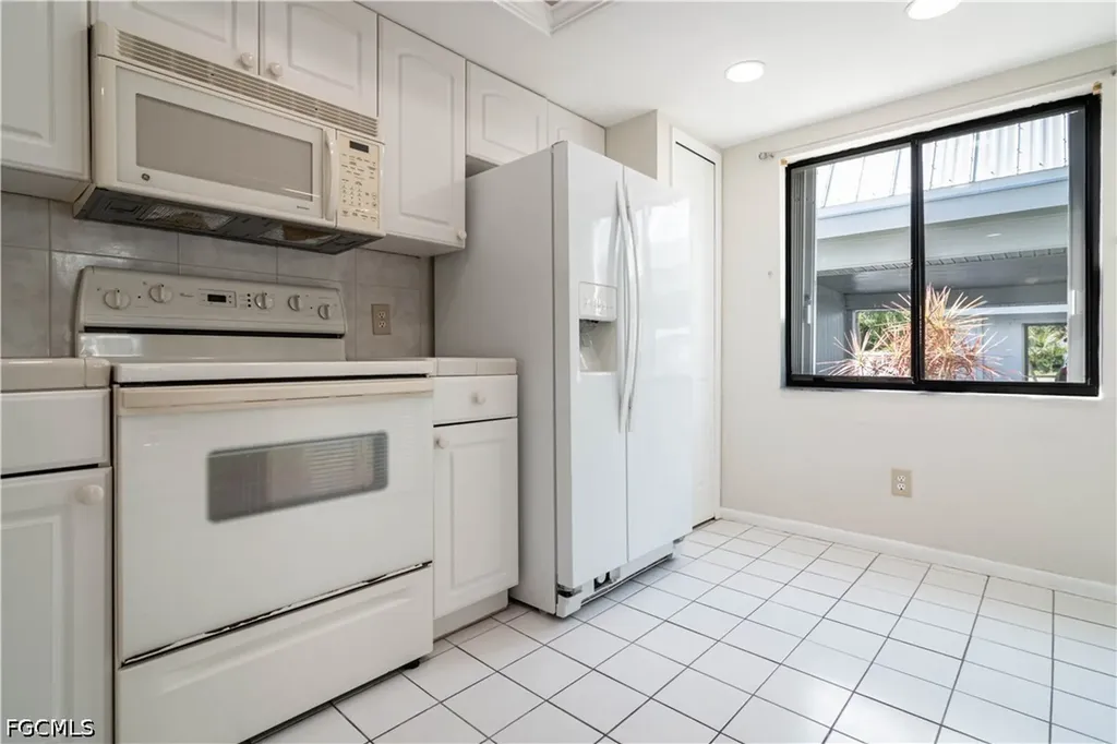 3914 Orange Grove Boulevard North Fort Myers FL 33903