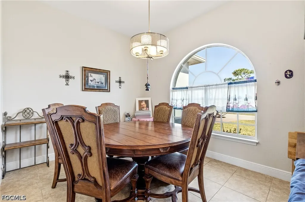 1804 SW 42nd Street Cape Coral FL 33914