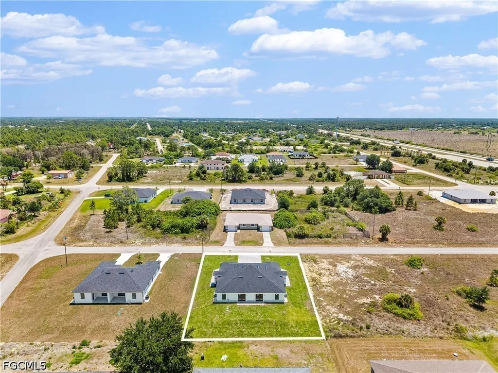 1128-1130 Graystone Avenue Lehigh Acres FL 33974