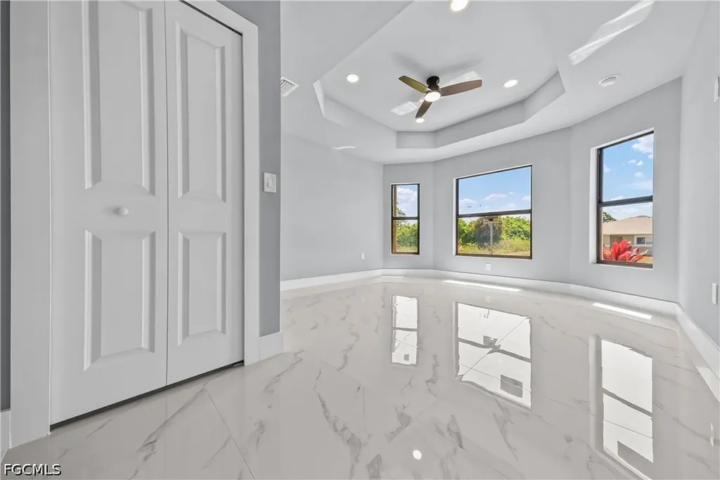 1128-1130 Graystone Avenue Lehigh Acres FL 33974