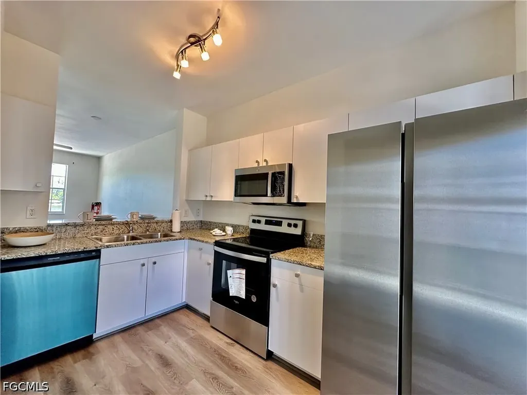 3627 Pine Oak Circle Fort Myers FL 33916