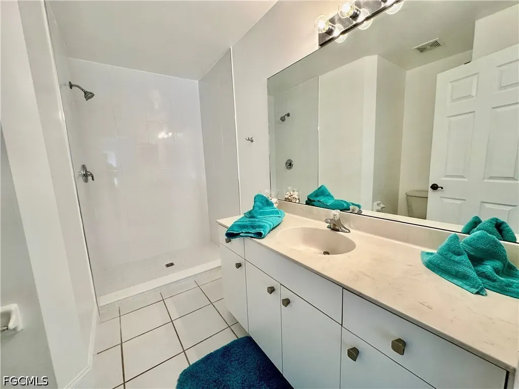 3627 Pine Oak Circle Fort Myers FL 33916