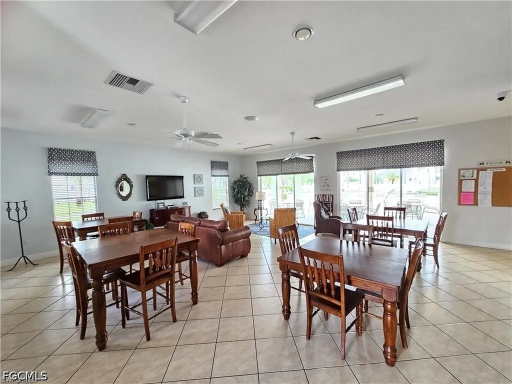 3627 Pine Oak Circle Fort Myers FL 33916