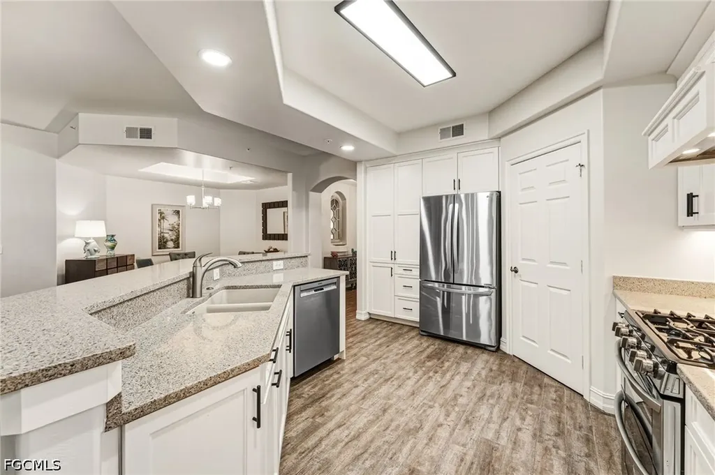 11053 Harbour Yacht Court Fort Myers FL 33908