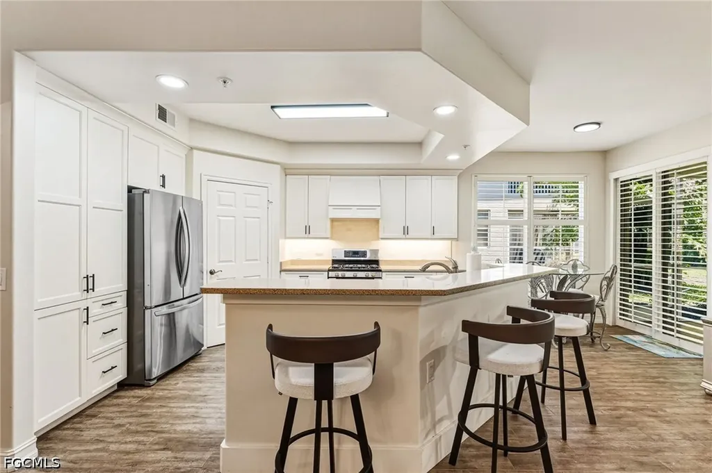 11053 Harbour Yacht Court Fort Myers FL 33908
