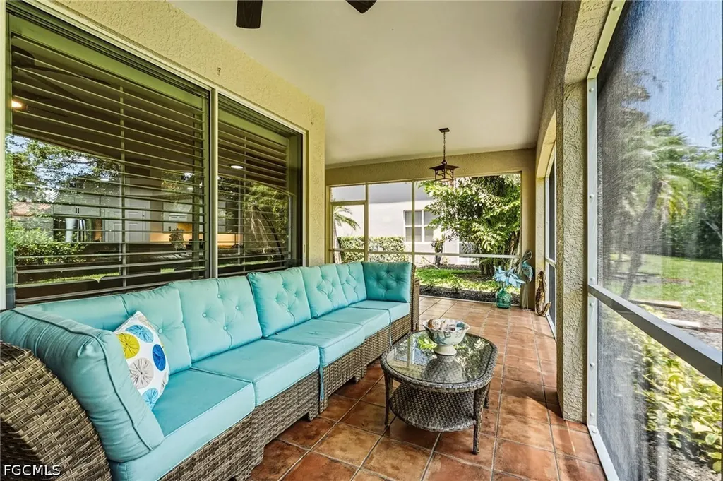 11053 Harbour Yacht Court Fort Myers FL 33908