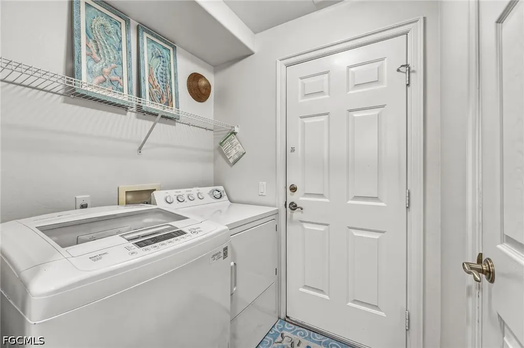 11053 Harbour Yacht Court Fort Myers FL 33908