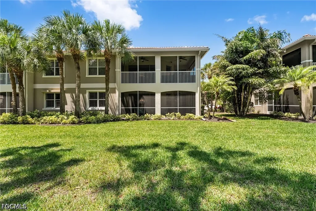 11053 Harbour Yacht Court Fort Myers FL 33908