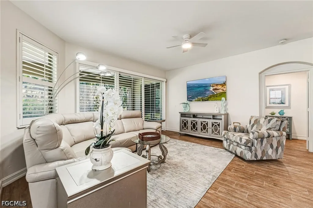 11053 Harbour Yacht Court Fort Myers FL 33908