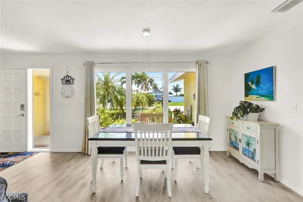 5330 Cobalt Court Cape Coral FL 33904