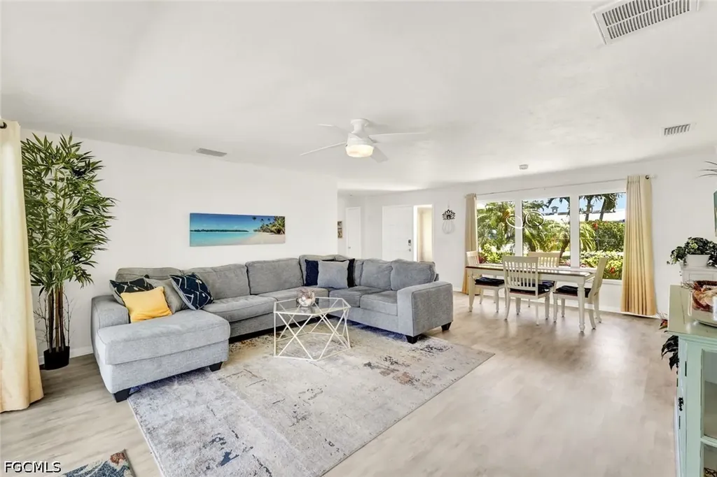 5330 Cobalt Court Cape Coral FL 33904