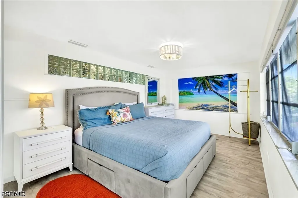 5330 Cobalt Court Cape Coral FL 33904