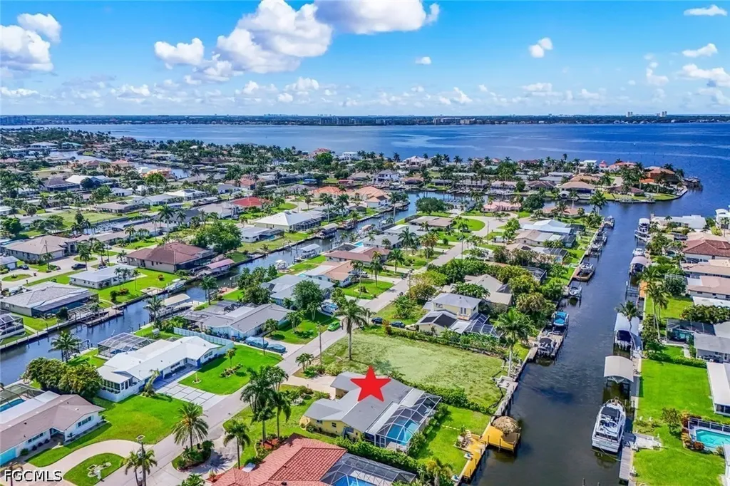 5330 Cobalt Court Cape Coral FL 33904