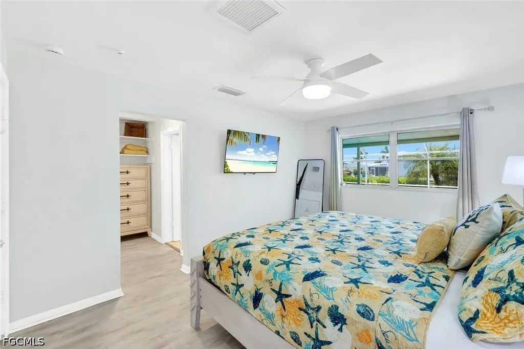 5330 Cobalt Court Cape Coral FL 33904