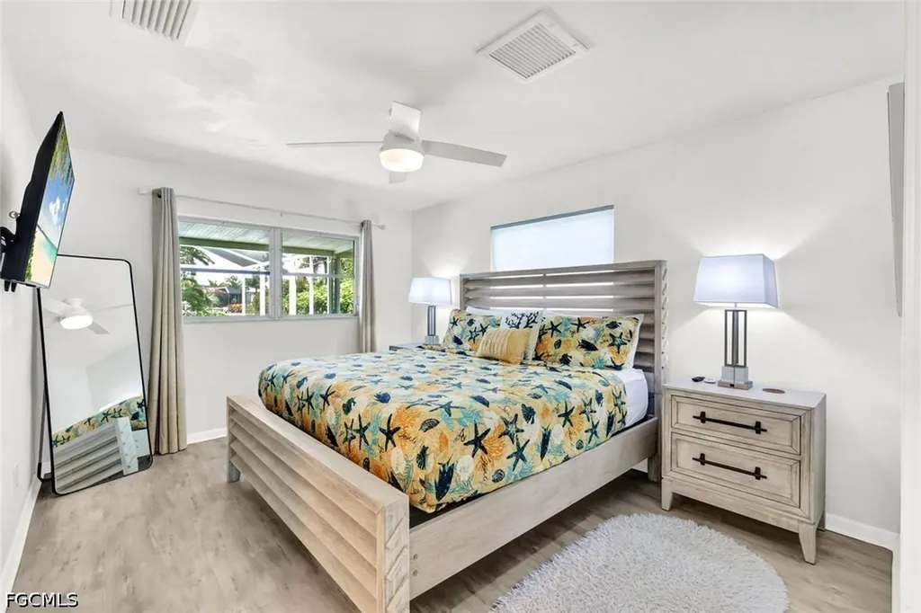 5330 Cobalt Court Cape Coral FL 33904