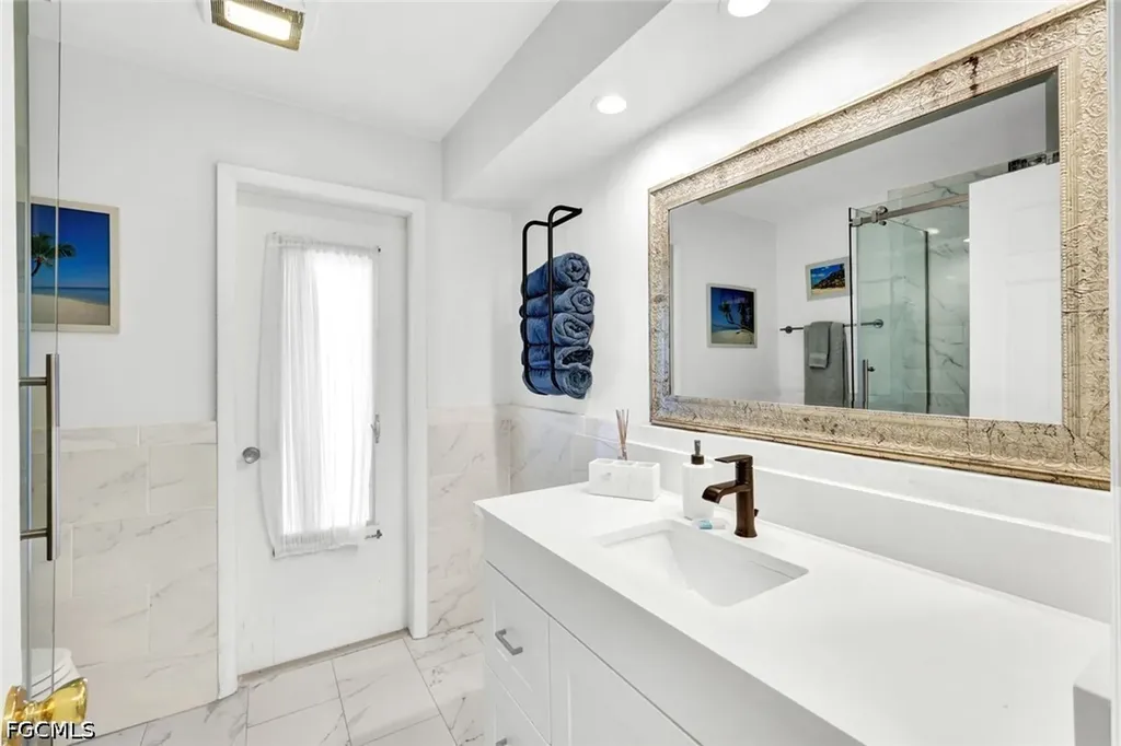 5330 Cobalt Court Cape Coral FL 33904