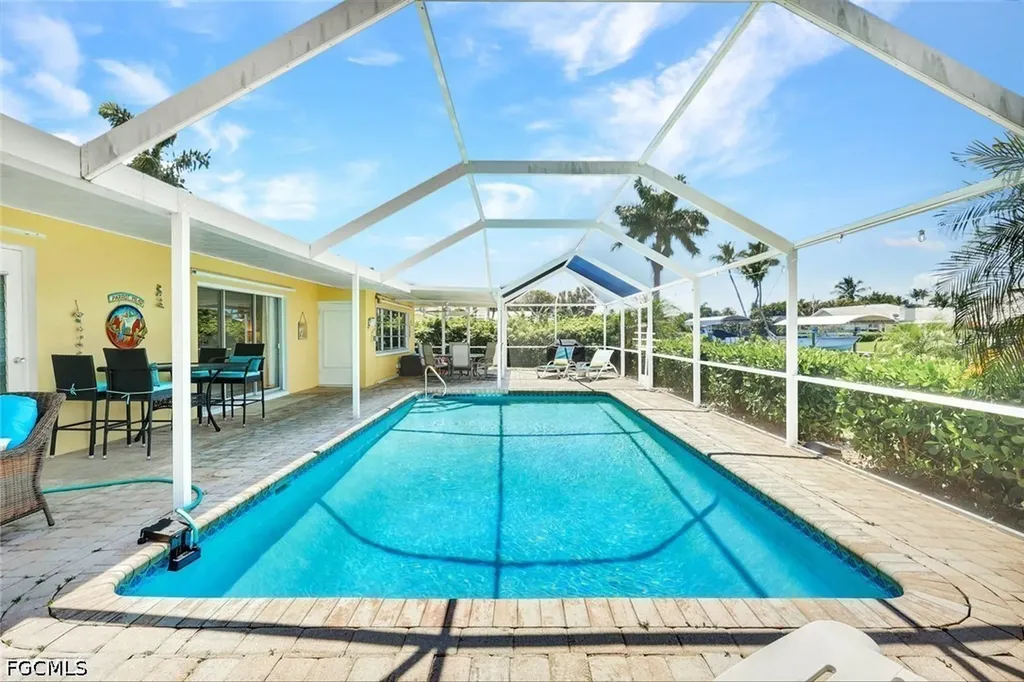 5330 Cobalt Court Cape Coral FL 33904