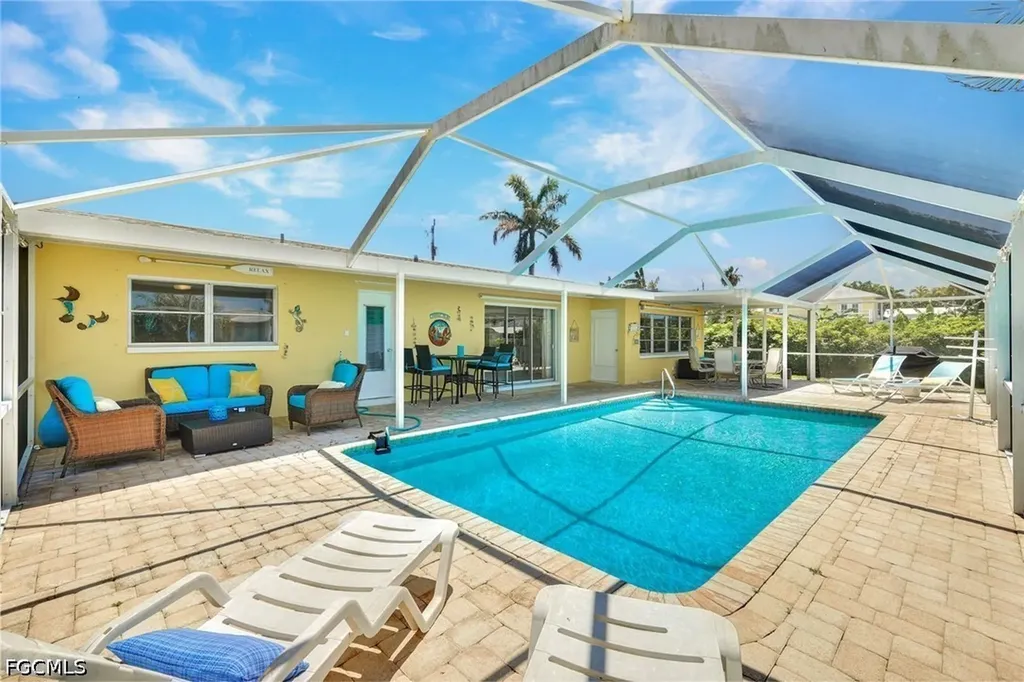 5330 Cobalt Court Cape Coral FL 33904