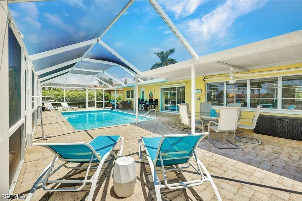 5330 Cobalt Court Cape Coral FL 33904