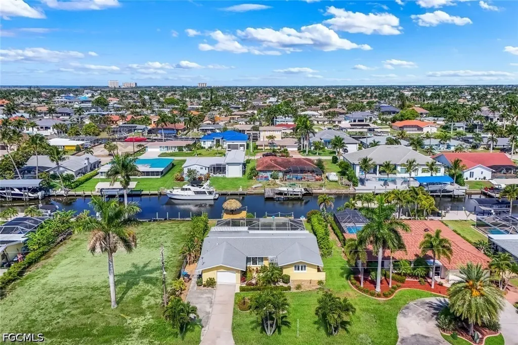 5330 Cobalt Court Cape Coral FL 33904