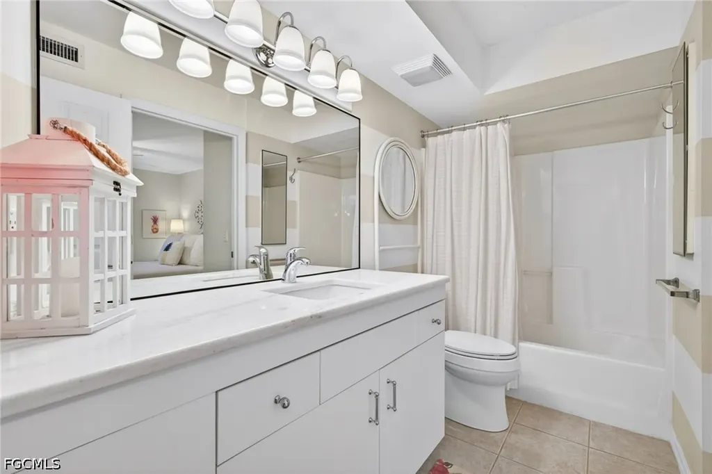 28851 Bermuda Lago Court Bonita Springs FL 34134