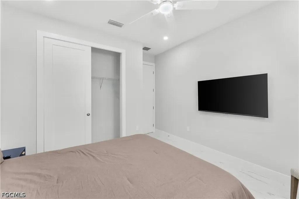 717 Zendor Avenue Fort Myers FL 33913