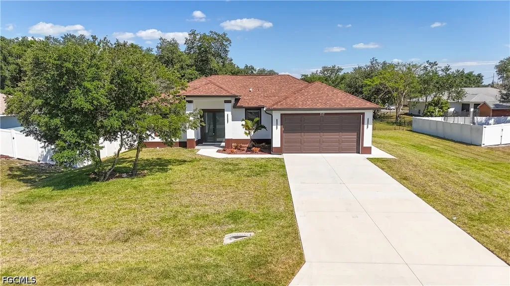 717 Zendor Avenue Fort Myers FL 33913