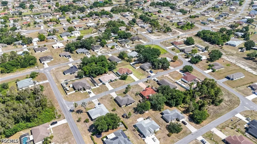 717 Zendor Avenue Fort Myers FL 33913
