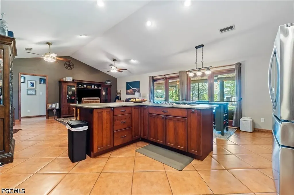 779 E Del Monte Avenue Clewiston FL 33440