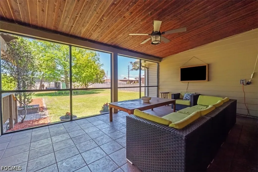 779 E Del Monte Avenue Clewiston FL 33440