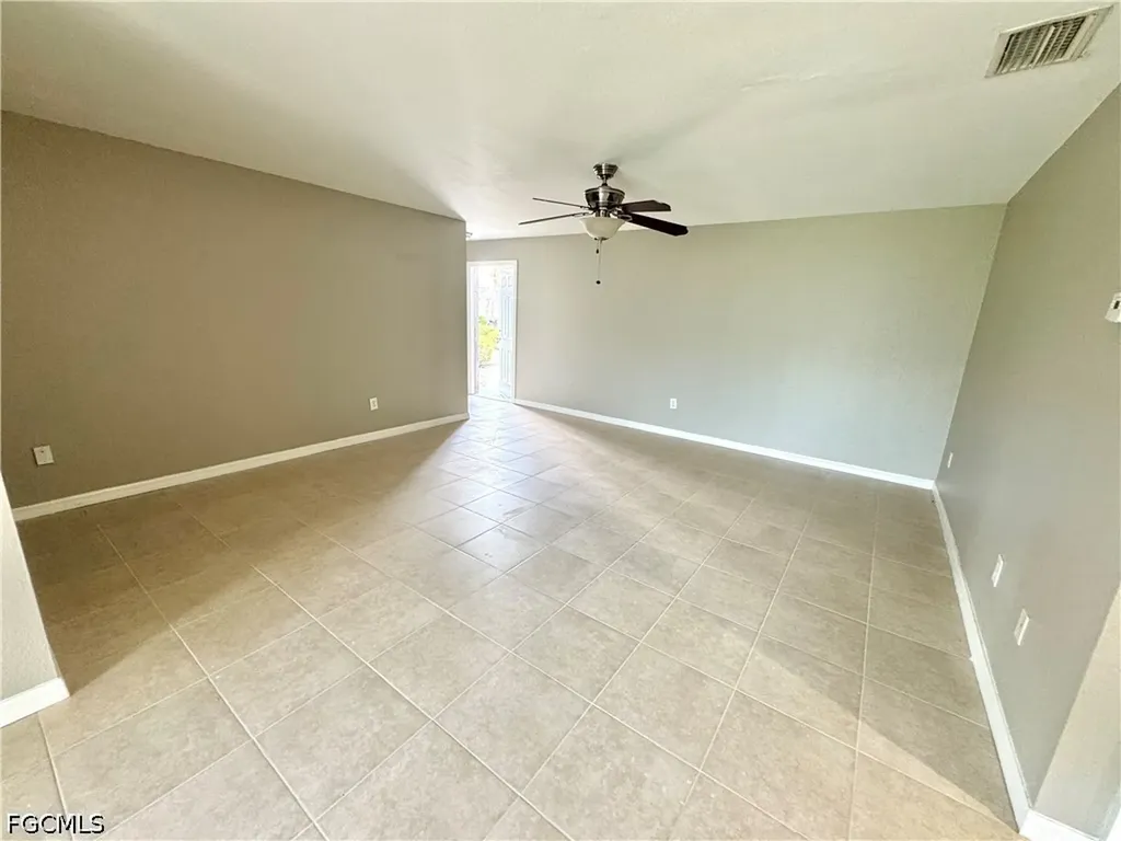 129 SE 23rd Place Cape Coral FL 33990