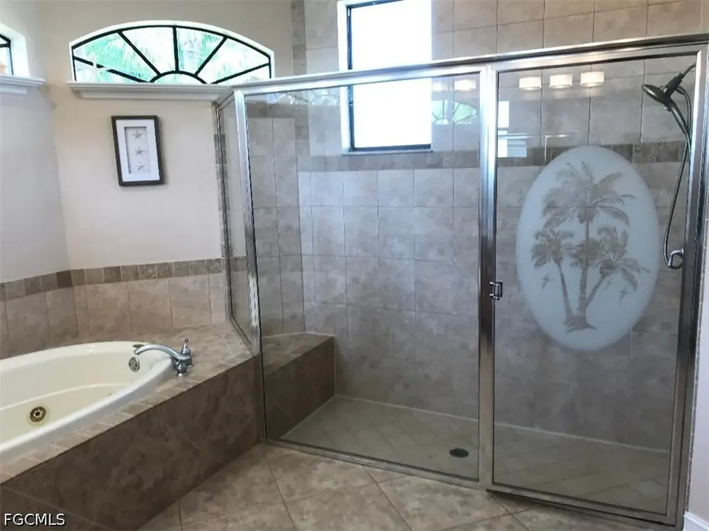 1624 SW 43rd Lane Cape Coral FL 33914