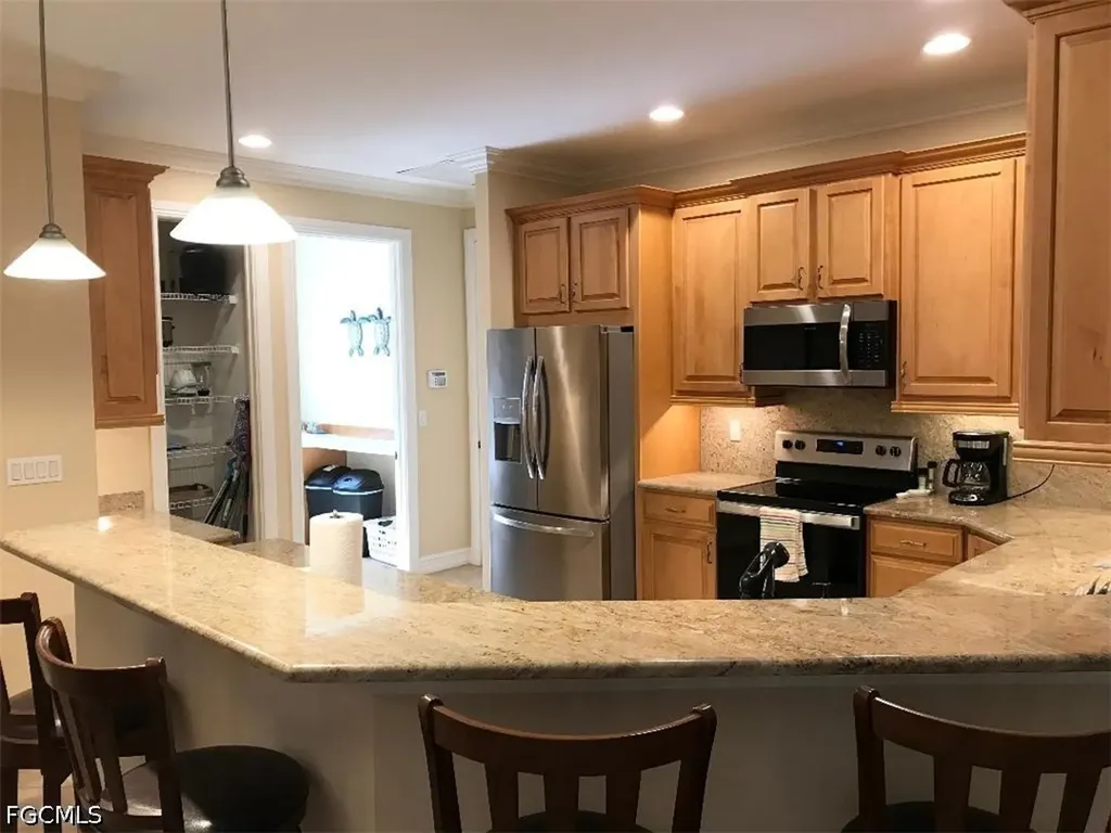 1624 SW 43rd Lane Cape Coral FL 33914